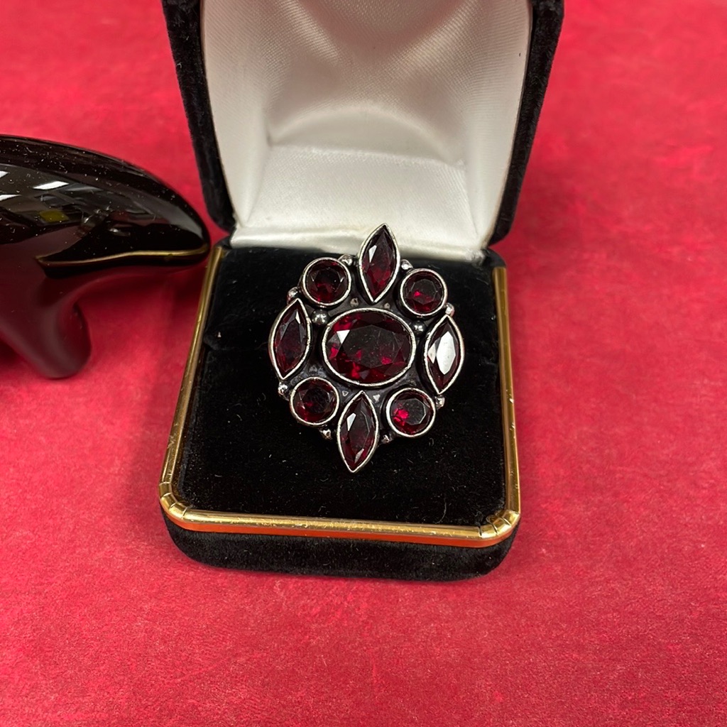 Silver Garnet Ring